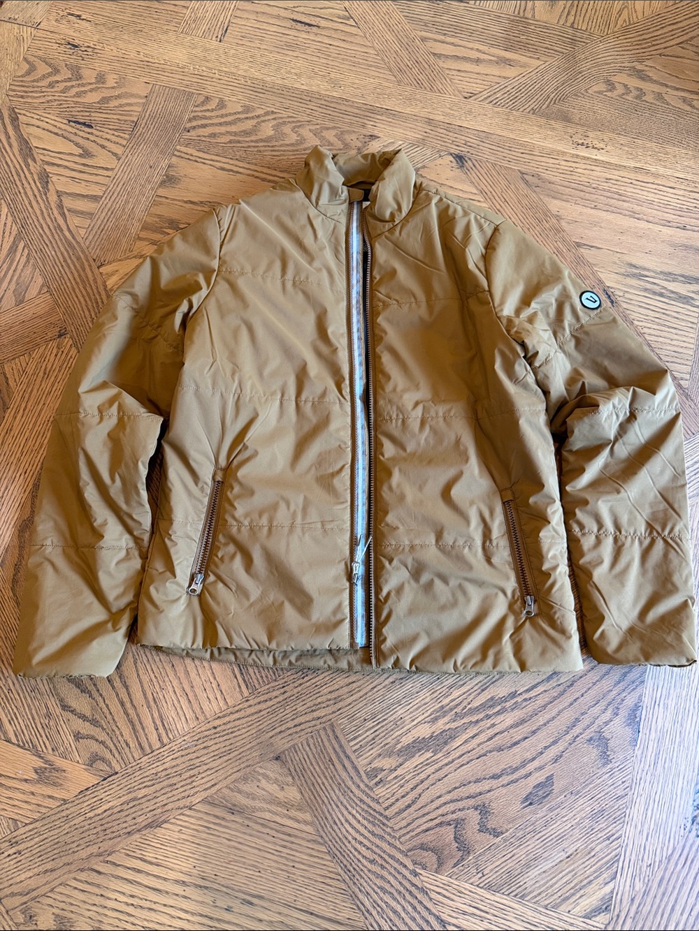 Vuori Echo Puffer Jacket